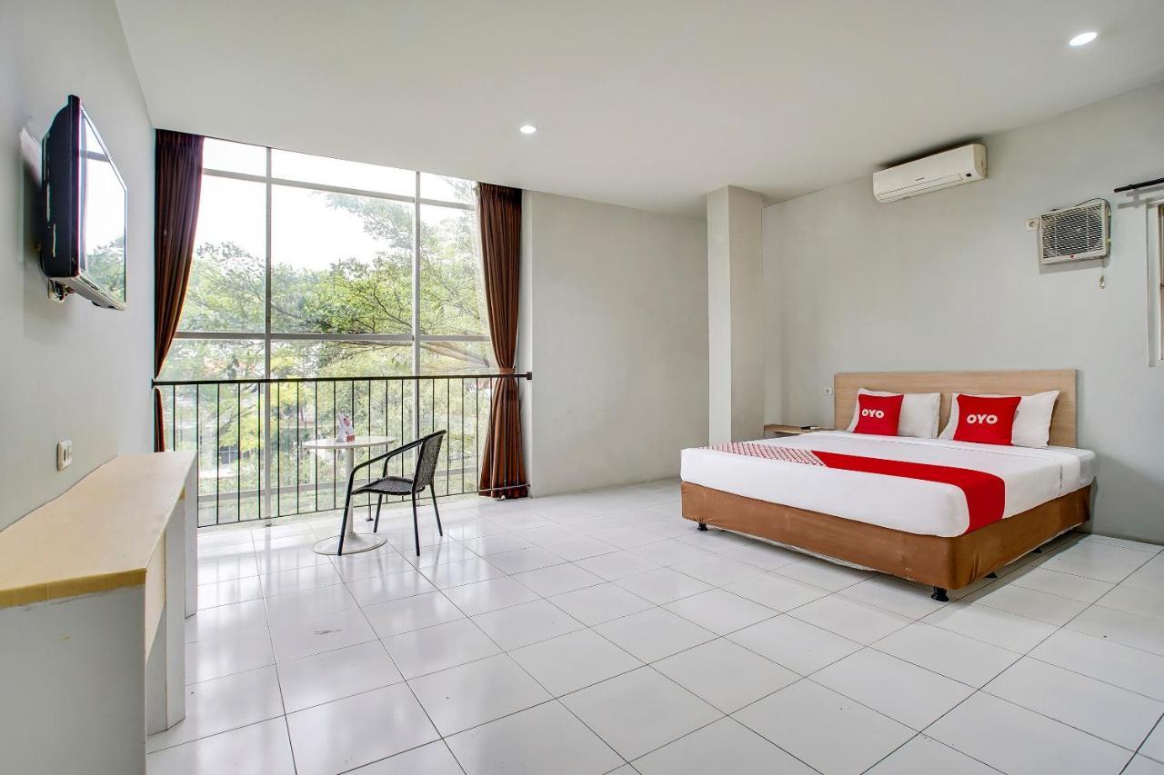 Reddoorz @ Pelajar Pejuang 3 Hotell Bandung Exteriör bild