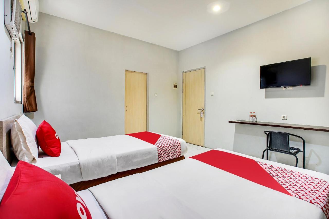 Reddoorz @ Pelajar Pejuang 3 Hotell Bandung Exteriör bild