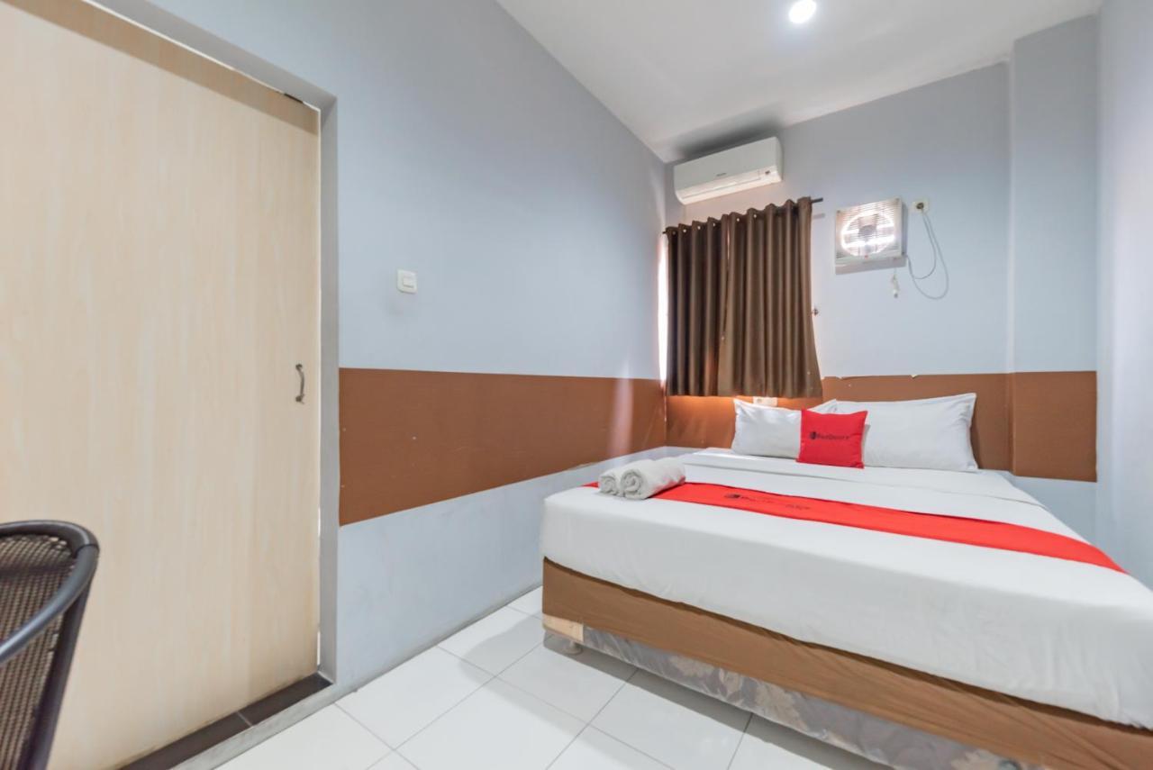 Reddoorz @ Pelajar Pejuang 3 Hotell Bandung Exteriör bild
