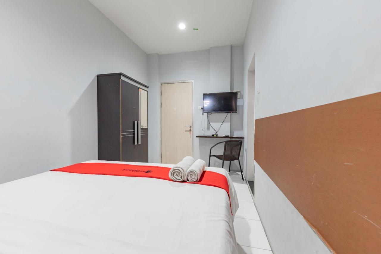 Reddoorz @ Pelajar Pejuang 3 Hotell Bandung Exteriör bild